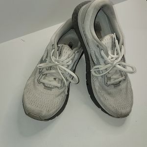 Brooks running shoes